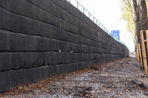 Gewapende grondconstructie wegverbreding A12 Veenendaal-Ede-Grijsoord